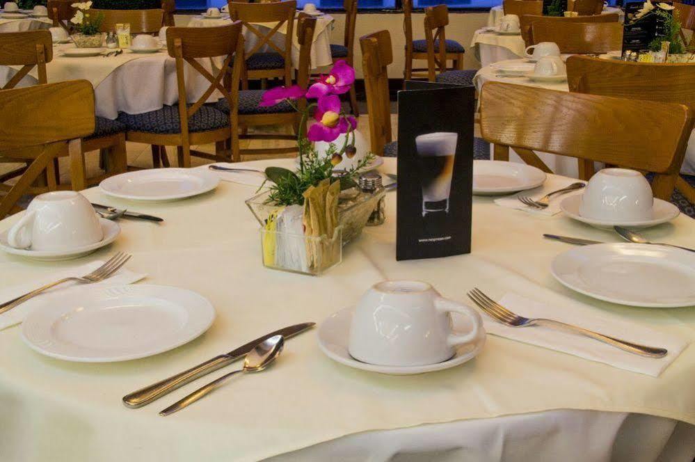 Hotel Capital Plaza 4*